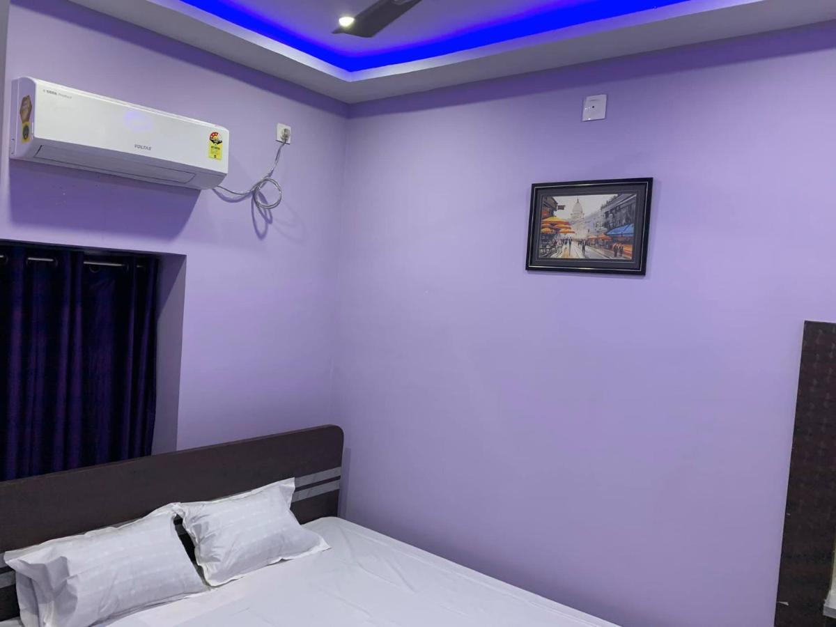 New Ananda Niketan Lodge Calcutta Buitenkant foto
